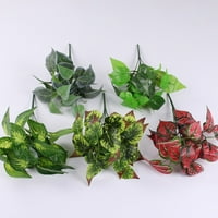 Umjetni cvijet zelene lažne biljke u plastičnim posudama za vjenčanje na otvorenom
