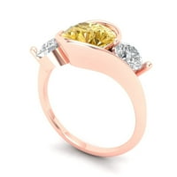 Prsten od tri kamena od okruglog žutog moissanita od 3 karata u ružičastom zlatu od 14 karata, 9,5
