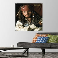 Diesnei Pirati: Crni biser - zidni poster s portretom Johnnieja Deppa s gumbima, 22.375 34